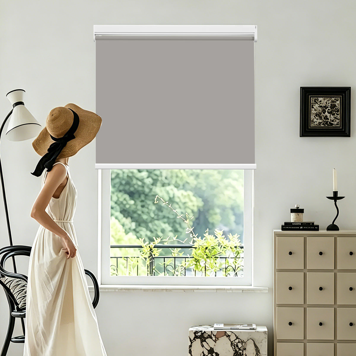 Elektrisches Verdunkelungsrollo ohne Bohren | Sonnenschutz & Sichtschutz | Aubor